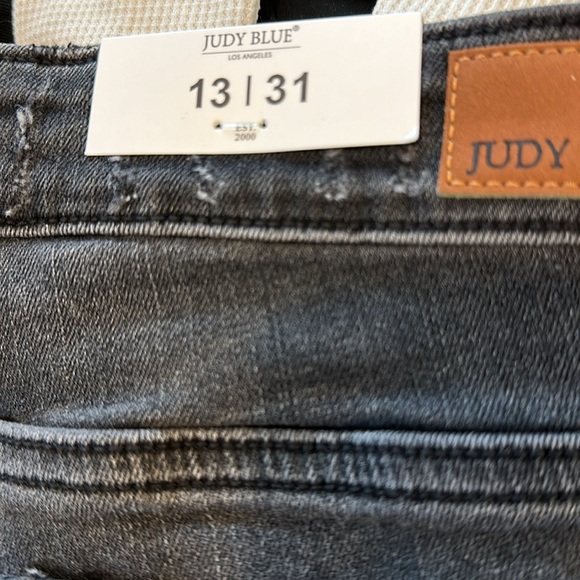 Judy Blue Destroyed Buffalo plaid patch skinny jeans-new - Picture 12 of 13